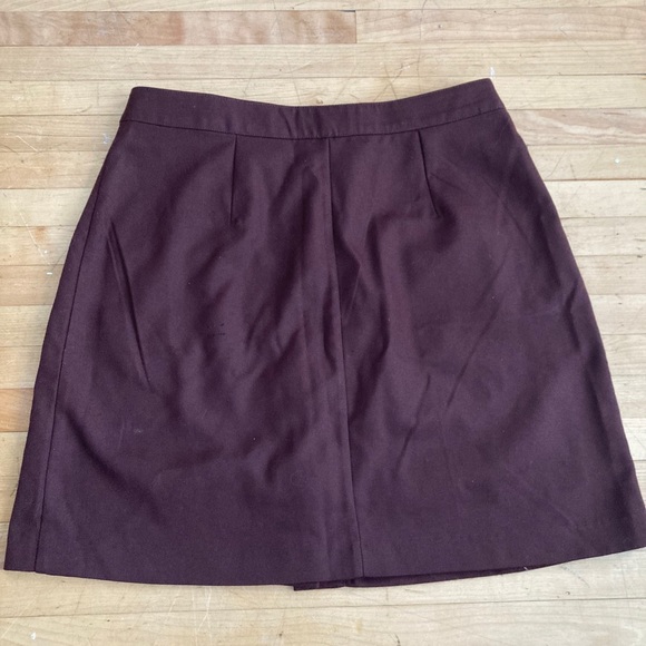 Burgundy skirt - Picture 2 of 2